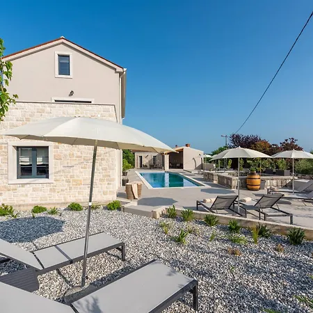 Madora Villa Porec