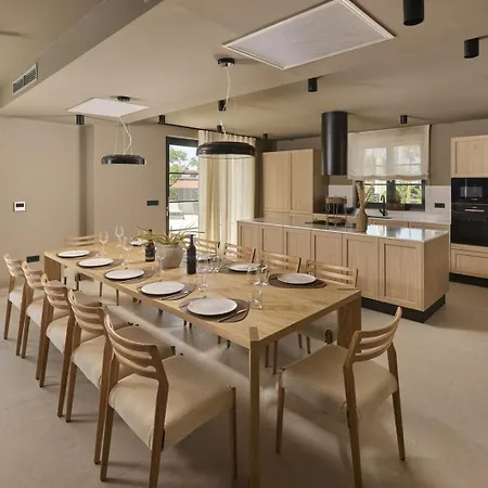 ヴィラ Madora ポレッチ