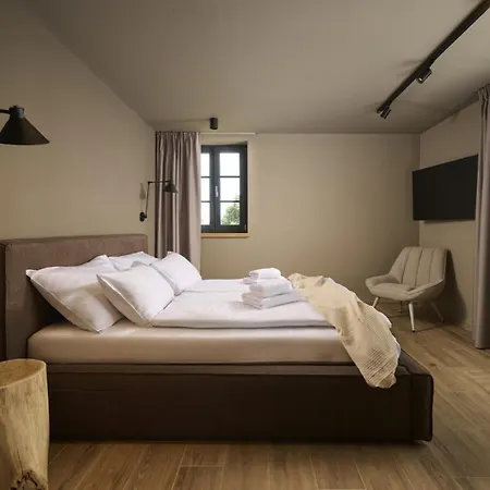 Madora Villa